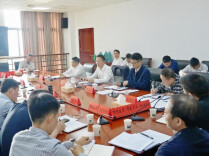 三个大抓开新局 攻坚突围奋力拼｜龚红果专题调度重点项目建设工作