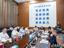 何朝晖到娄底市水利局调研