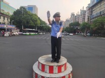 寻找“最美基层民警”①｜陈祠荣：把马路当成办公室，把畅安写进日记本