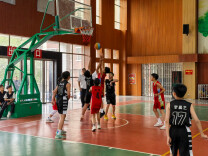 隆回县：篮下逐梦 少年飞扬