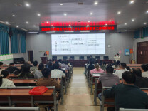 隆回九中班主任大讲堂精准赋能一线德育工作者