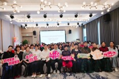 邵阳市中心医院乳甲外科开展“粉红丝带”公益科普活动