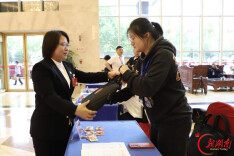 民声在肩，发展在心！娄星区人大代表报到