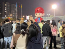 外地歌迷为李荣浩奔赴雁城：看完演唱会，衡阳小炒必须安排上！