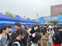 209家企业提供5500余个岗位，“智汇潇湘 才聚湖南”先进制造专场招聘在株洲举办