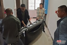 昭山镇扎实推进楼道堆物“三清三关”集中整治行动