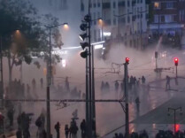 法国多地再次爆发冲突，约千人被捕