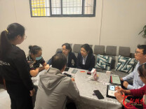 新化农商银行：“码”上收款快一步，“薪”上服务暖一度