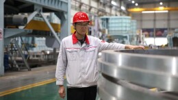 他带领团队在大国重器烙上“岳阳”印记