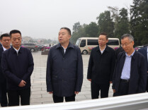 毛万春在湘阴县调研