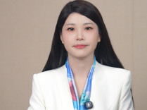 “朋友叫我老登是开玩笑，你叫我老登是冒犯”，品牌年轻化表达也要有边界感