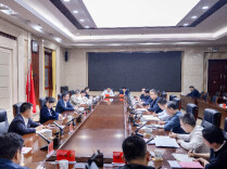 王建球与农发行湖南省分行行长董承良一行座谈