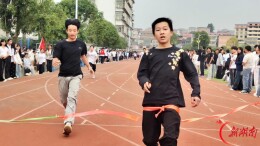 衡南县车江中学第十二届“阳光杯”田径运动会开赛