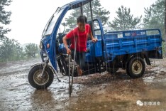 感动！点赞！他们被苦痛吻过，仍然报之以歌……