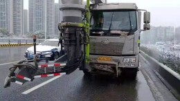 长沙唯一一台吹雪车有了“用武之地” 本轮降雪将24小时作业，保障市民出行安全