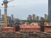 组图丨高温下的建设者