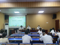 望城区高塘岭实验二小召开家委会工作会议