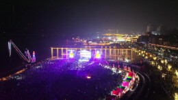 不用出远门，岳阳市民跨了个“新疆年”