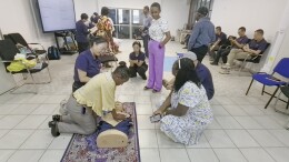 中国（湖南）援塞医疗队携手联合国儿童基金会 开展“第一目击者”急救技能培训