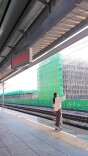 永州火车站：站台等车别越线，安全乘车记心间
