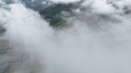 云雾绕梯田！溆浦山背花瑶梯田初夏景致如画
