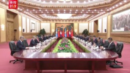 习近平会见洪森：共守和平、共谋发展、共创繁荣，扎实推进中柬命运共同体建设