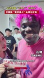 记者偶遇“歪果仁”老朋友？非洲籍“新常德人”山姆为常德队加油