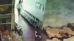 用生命守护生命 地震瞬间老师抱起午睡孩子撤离