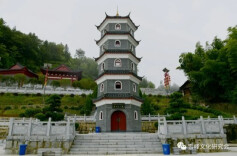 雪峰山断想——读张家和散文集《雪峰山散记》