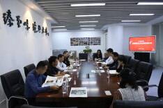 省商务服务中心张军平主任一行莅临《大湘菜报》调研
