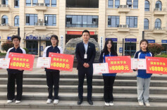 “上课教学生砌墙”视频走红，校长带领学校强势出圈