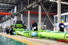 极致奋竞开新局 大展宏“兔”创未来！中联重科超10亿元设备交付海内外