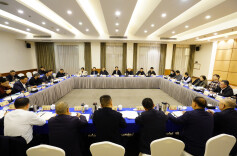 用我们的“辛苦指数”换来群众的“幸福指数”  湖南召开市州人社局长座谈会