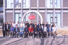 马不停蹄抓招商 刻不容缓强产业