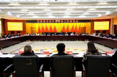 办好“10+4”惠民实事 省人社厅召开打好重点民生保障仗工作座谈会