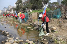 守护碧水  炎陵“河小青”在行动