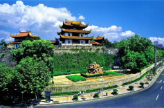 心声 | 铺展春暖花开的天心画卷