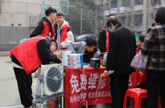 长沙民政职院电子信息工程学院联合路桥社区开展党建共建志愿服务活动