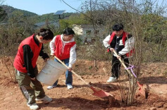 长沙民政职院商学院开展“雷锋家乡学雷锋”志愿服务活动