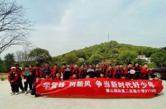 长沙麓山国际二小：学雷锋树新风 争当新时代好少年