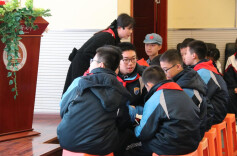 一堂小初高共听的队课