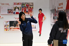 香港女排参观中国女排精神展