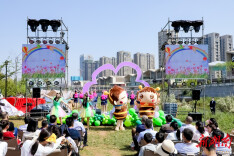 牵着蜗牛去散步，让爱无“碍”