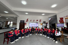 株洲青龙湾小学大队小脚印中队赴朱亭镇浦湾村开展校外实践