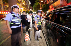 镜头 | 通道：严刹酒驾歪风