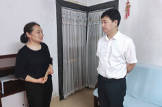 彭伟走访慰问困难残疾人