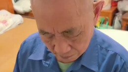 孙女为生病爷爷自制易拉罐“烟花秀”