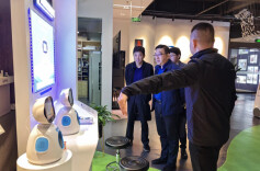 南华大学副校长于涛一行赴超能机器人考察调研