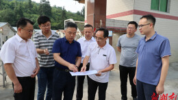 毛运鸿调研指导重点项目建设工作