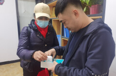 人大代表精准结对帮扶 促进“芙蓉一家亲”行动见实效